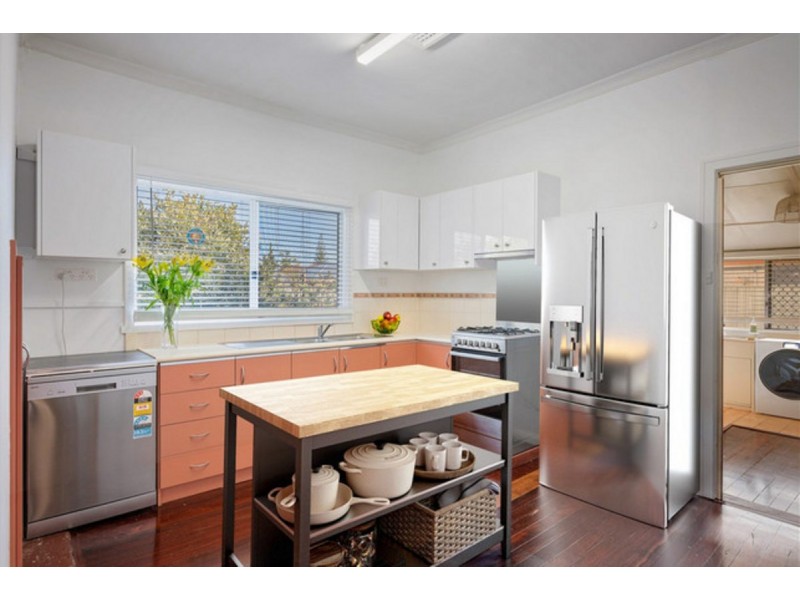 14 Frankel Street, Carey Park WA 6230