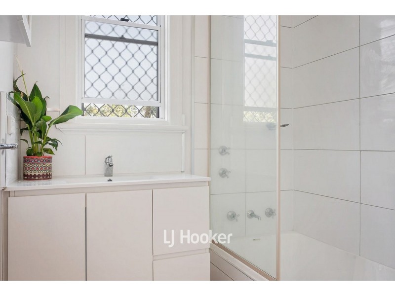 14 Frankel Street, Carey Park WA 6230