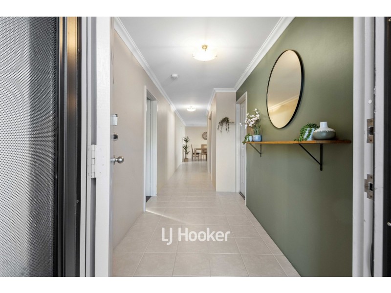 17 Chamberlain Grove, Millbridge WA 6232