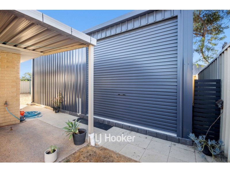 17 Chamberlain Grove, Millbridge WA 6232