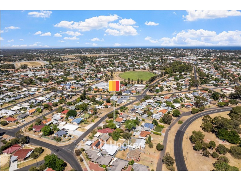 34 Balgore Way, Carey Park WA 6230