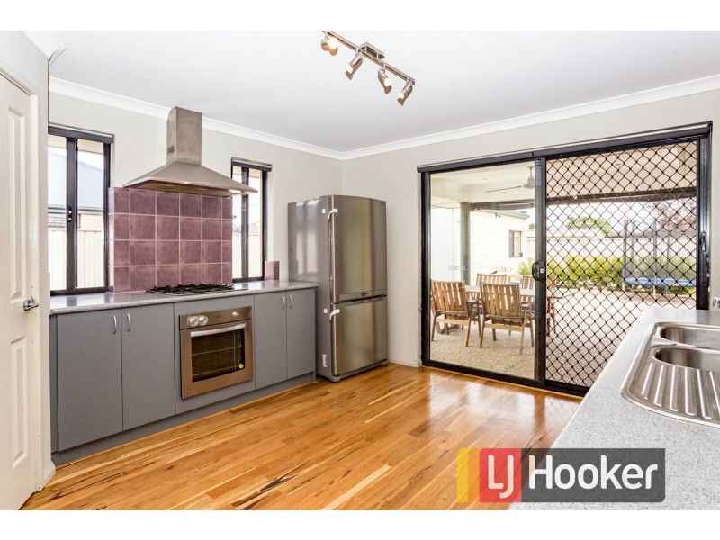 11 Tanzanite Road, Australind WA 6233