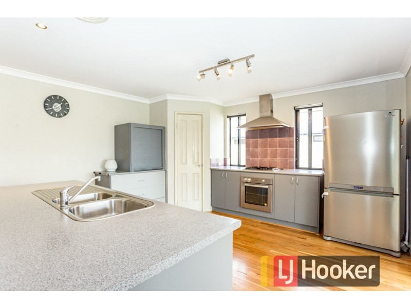 11 Tanzanite Road, Australind WA 6233