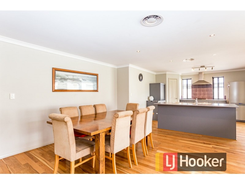 11 Tanzanite Road, Australind WA 6233