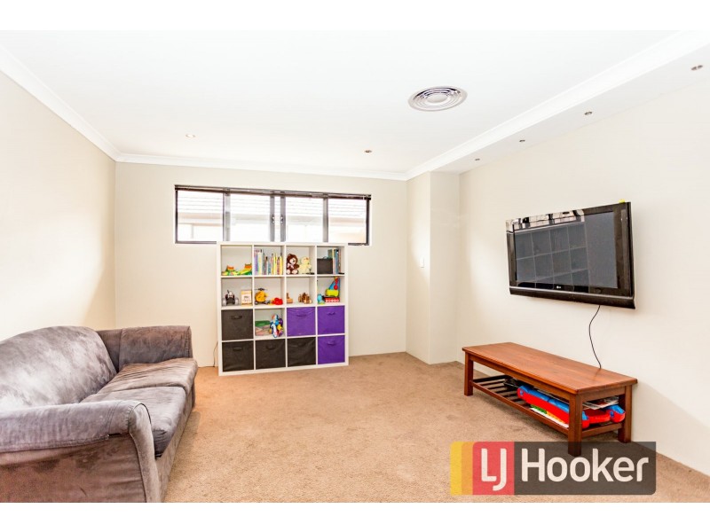 11 Tanzanite Road, Australind WA 6233