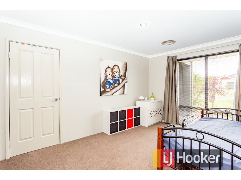 11 Tanzanite Road, Australind WA 6233