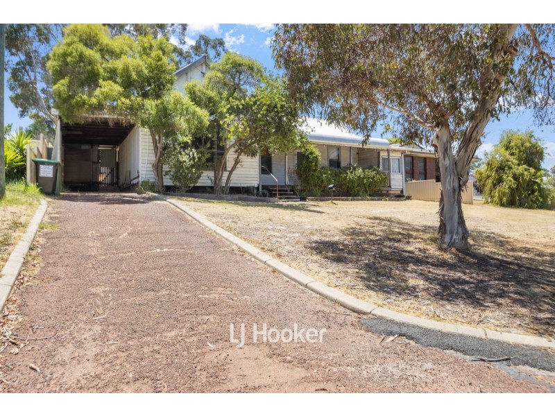 6 Bunbury Street, Collie WA 6225