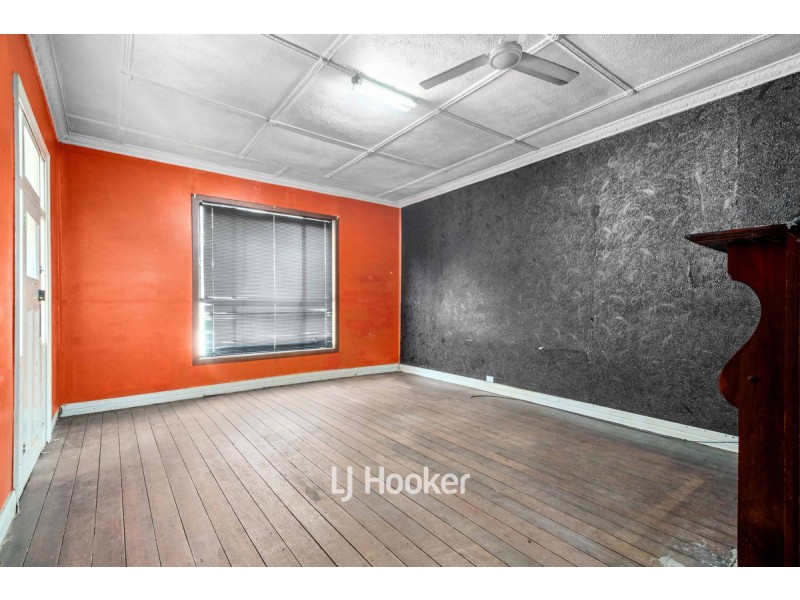 6 Bunbury Street, Collie WA 6225