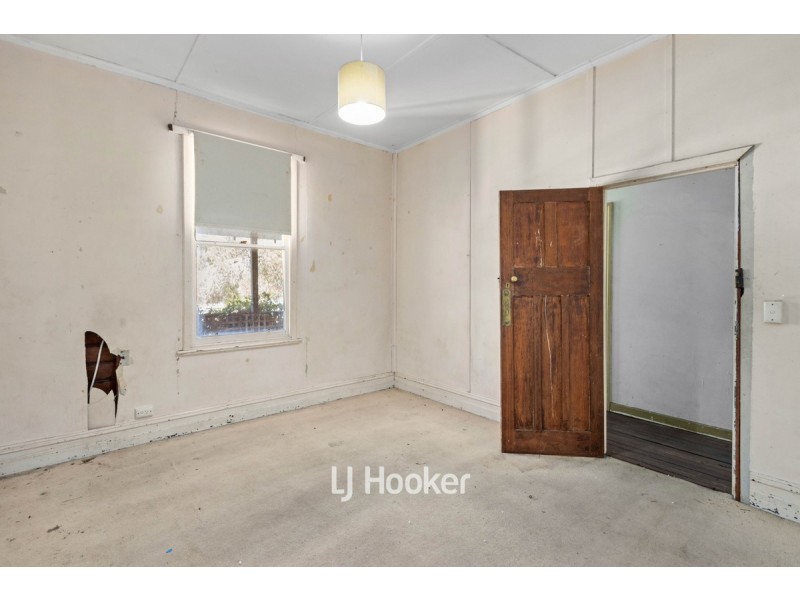 6 Bunbury Street, Collie WA 6225