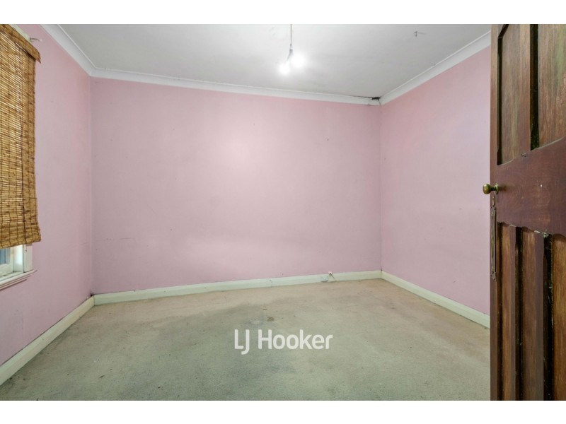 6 Bunbury Street, Collie WA 6225