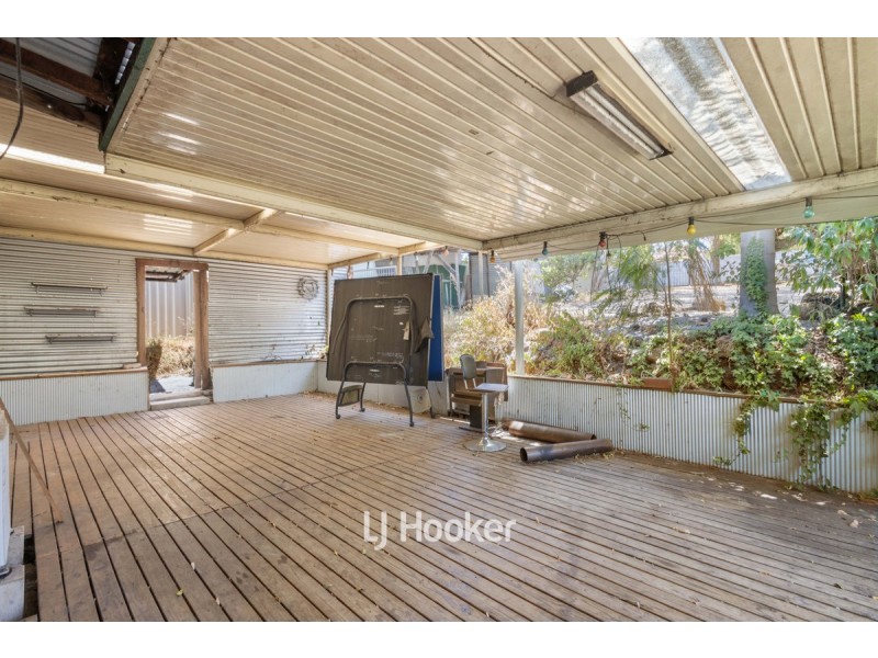 6 Bunbury Street, Collie WA 6225