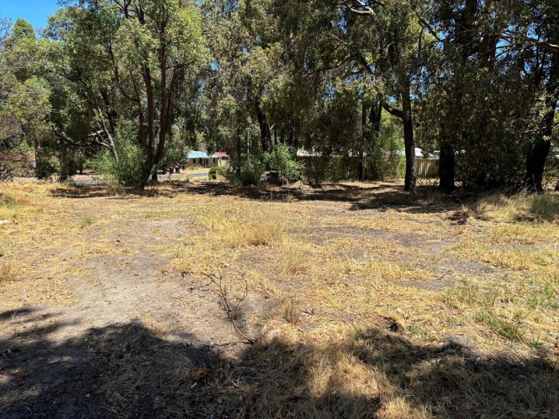 9 Howie Place, Collie WA 6225