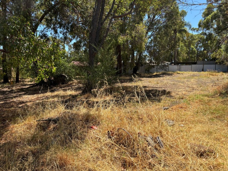 9 Howie Place, Collie WA 6225