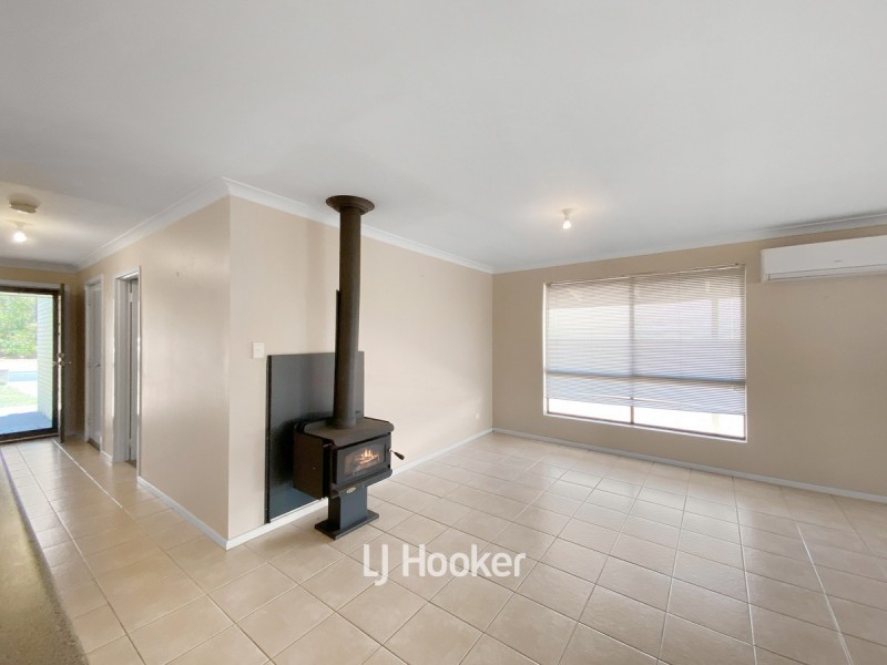 35 Wellington Boulevard, Collie WA 6225