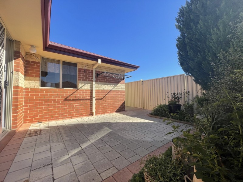 3/8 Ash Mews, Collie WA 6225