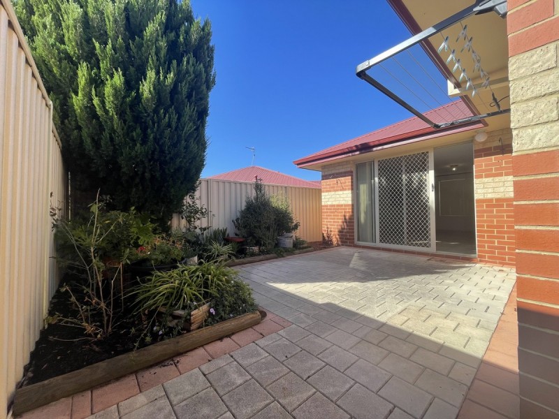 3/8 Ash Mews, Collie WA 6225