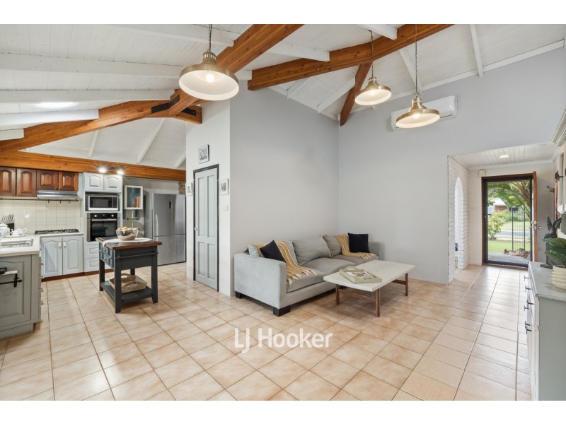 6 Hamilton Way, West Busselton WA 6280