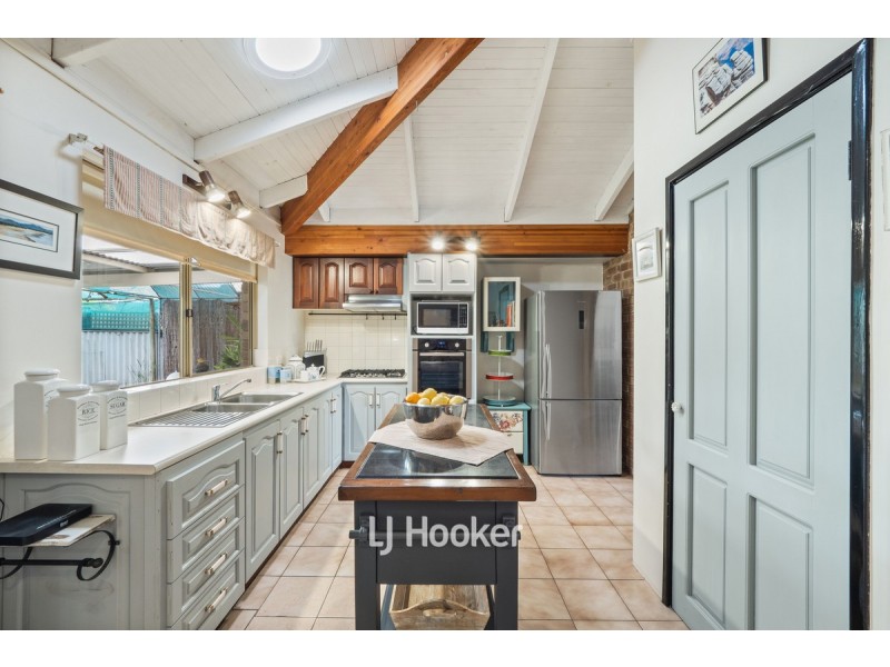 6 Hamilton Way, West Busselton WA 6280