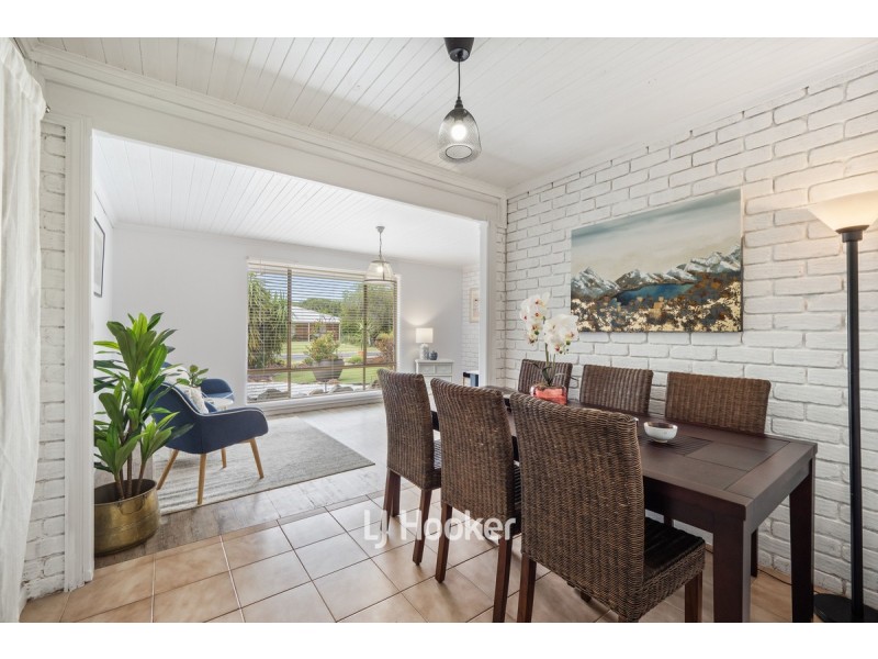 6 Hamilton Way, West Busselton WA 6280