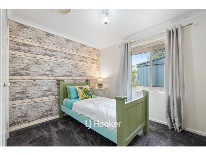 6 Hamilton Way, West Busselton WA 6280