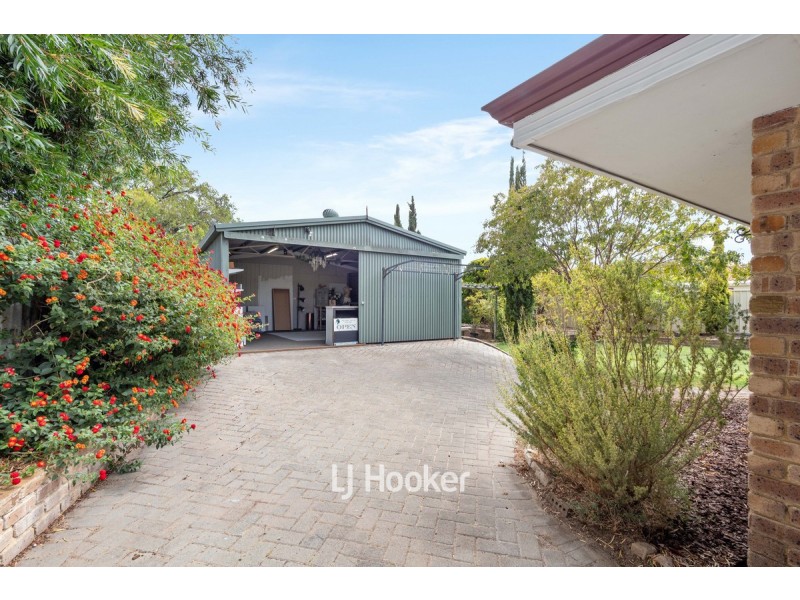 6 Hamilton Way, West Busselton WA 6280