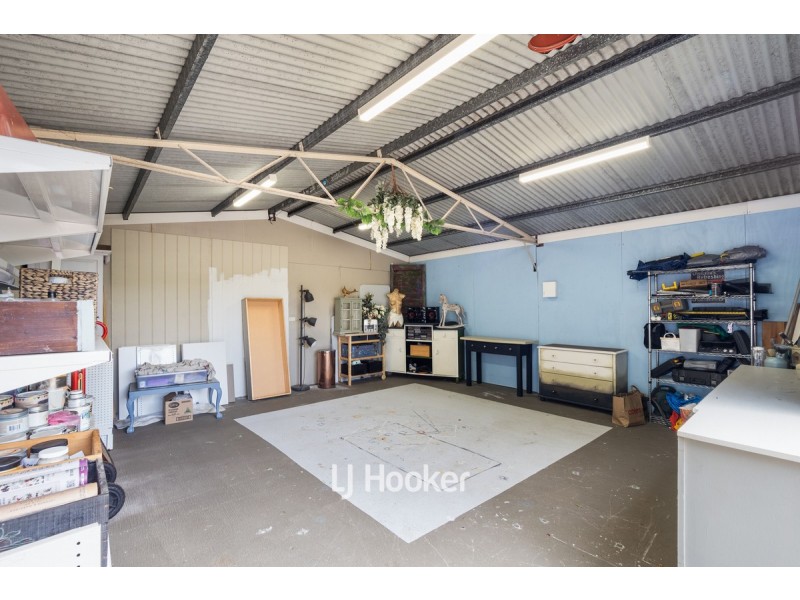 6 Hamilton Way, West Busselton WA 6280