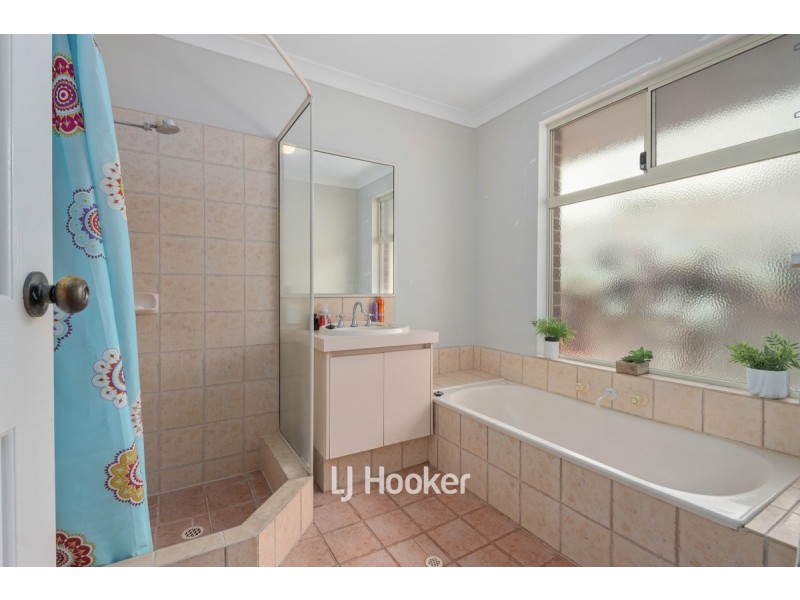 5 Lucien Place, Australind WA 6233