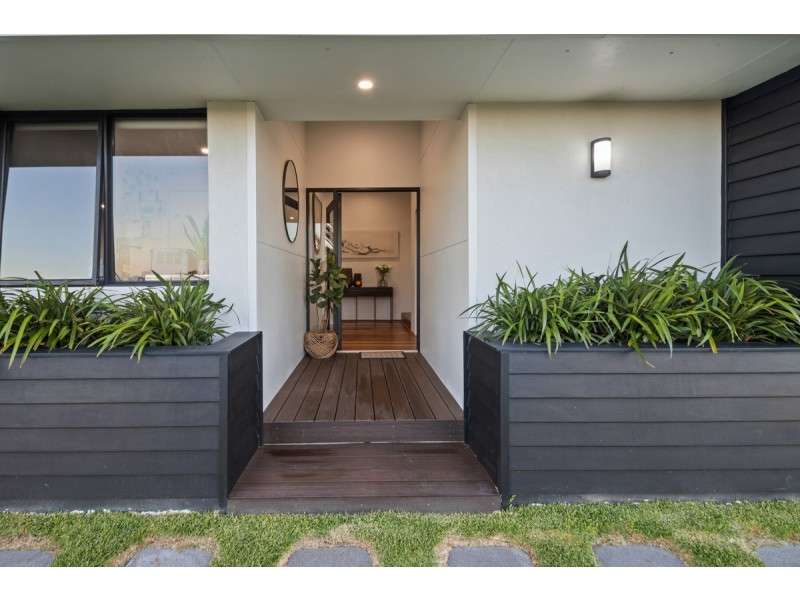 21 Elizabeth Crescent, South Bunbury WA 6230