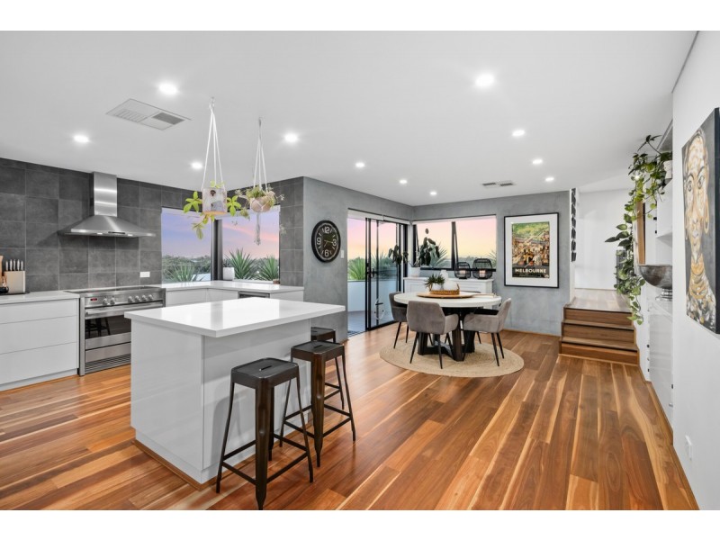 21 Elizabeth Crescent, South Bunbury WA 6230