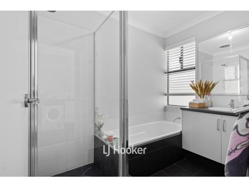 8/22 Wandoo Way, Eaton WA 6232