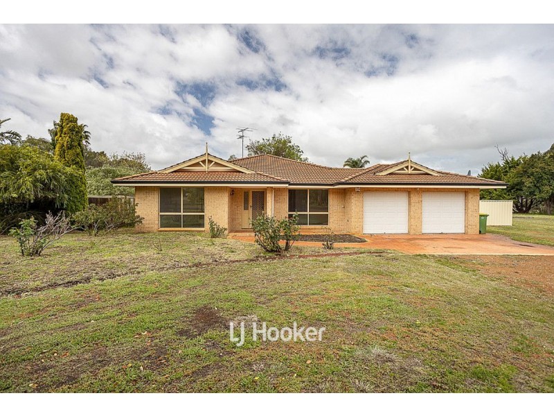 14 Hawkins Drive, Gelorup WA 6230