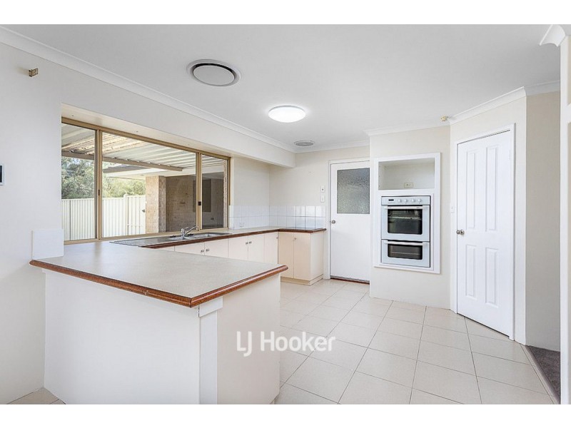 14 Hawkins Drive, Gelorup WA 6230