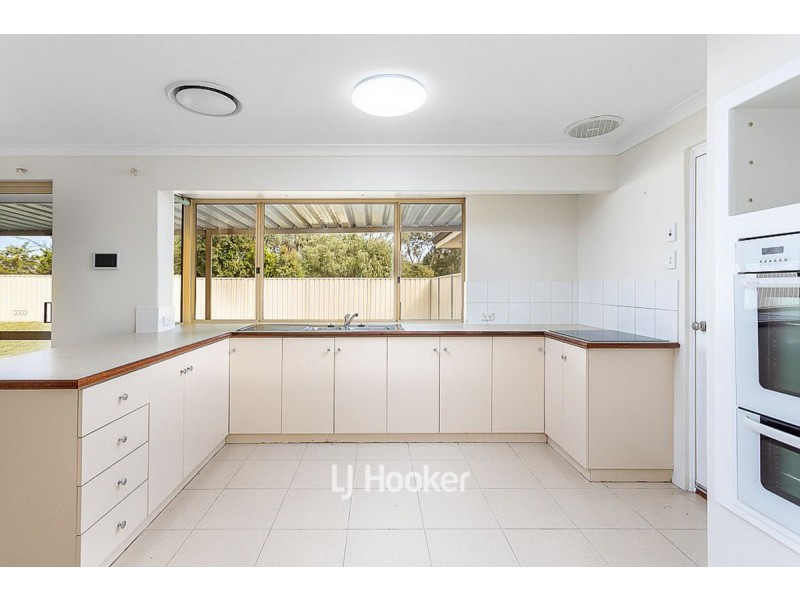 14 Hawkins Drive, Gelorup WA 6230