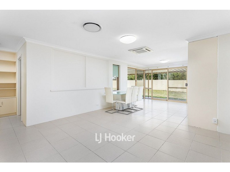 14 Hawkins Drive, Gelorup WA 6230