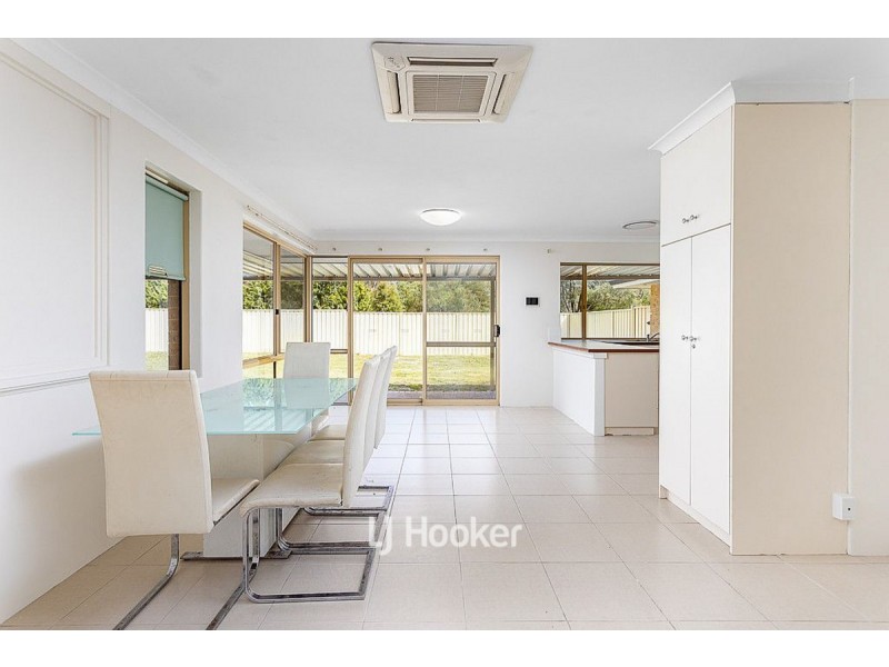 14 Hawkins Drive, Gelorup WA 6230