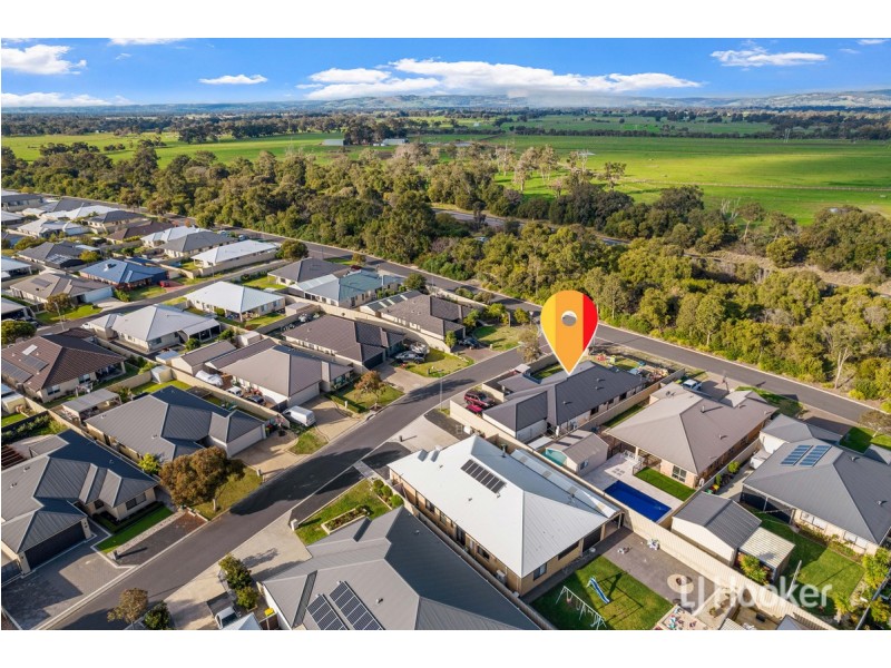 35 Duncan Loop, Millbridge WA 6232