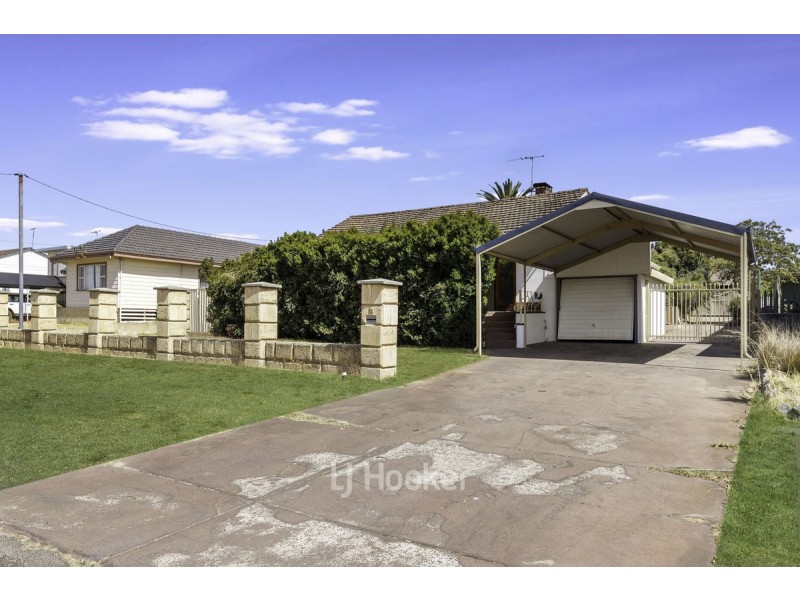 51 Bucktin Street, Collie WA 6225