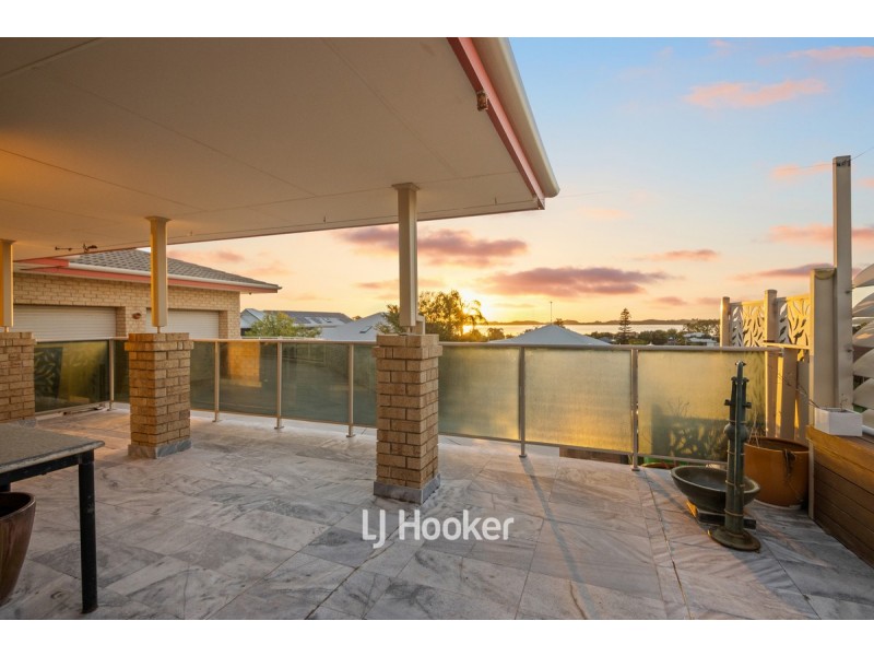8 Batavia Place, Australind WA 6233