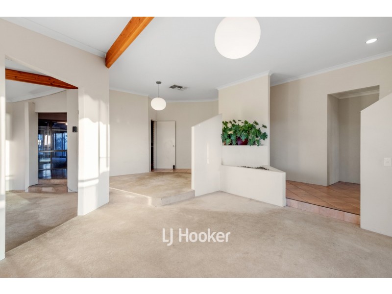8 Batavia Place, Australind WA 6233