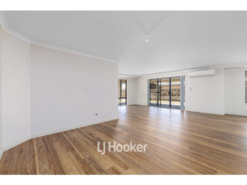 100 Barton Drive, Australind WA 6233