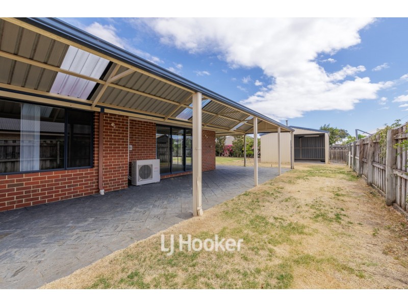 100 Barton Drive, Australind WA 6233