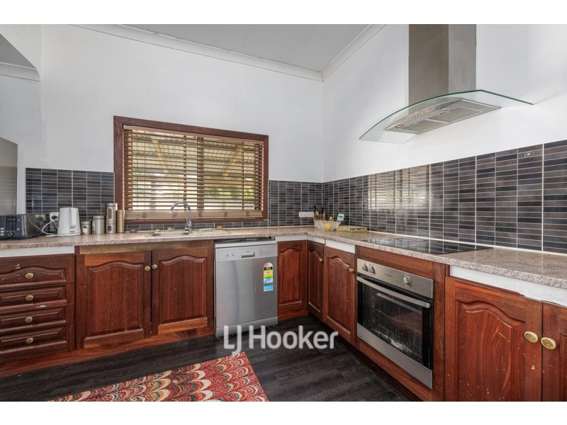 7 Clarke Street, Burekup WA 6227