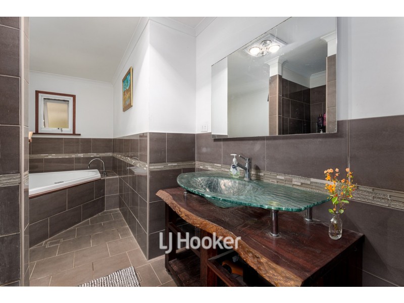 7 Clarke Street, Burekup WA 6227