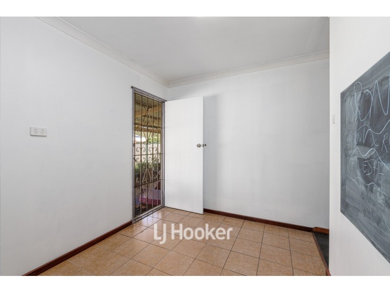 7 Clarke Street, Burekup WA 6227