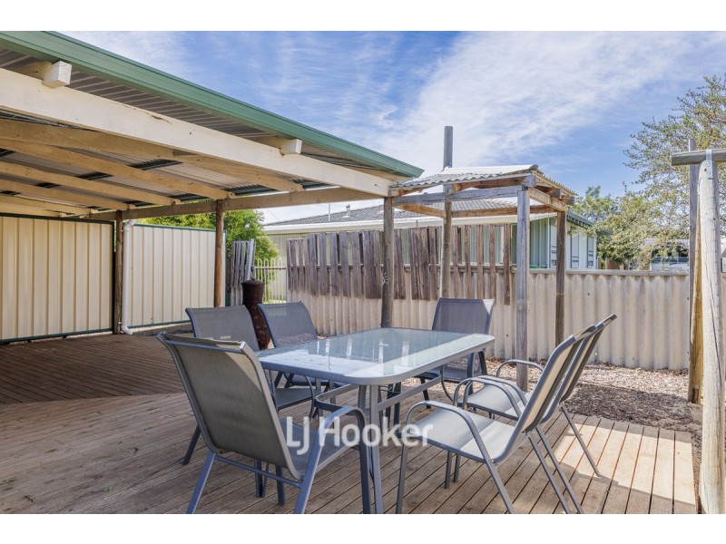 7 Clarke Street, Burekup WA 6227