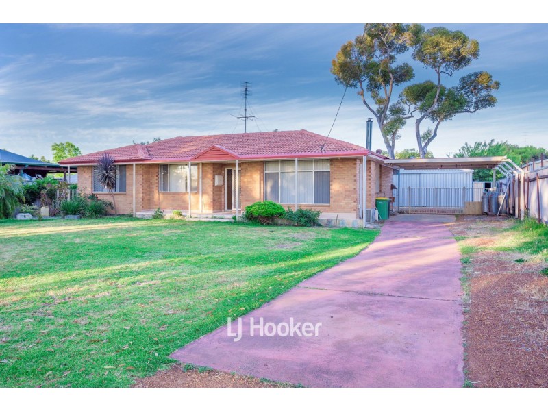 16 Hutchinson Road, Burekup WA 6227