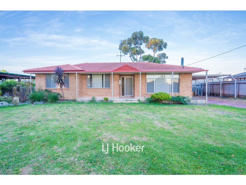 16 Hutchinson Road, Burekup WA 6227
