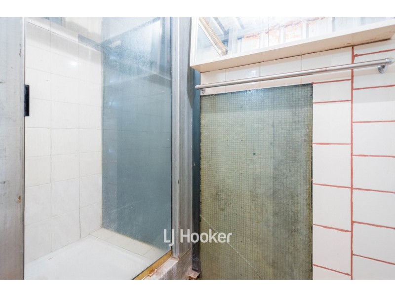 16 Hutchinson Road, Burekup WA 6227