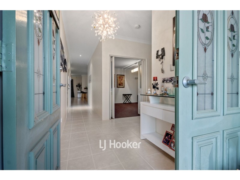 3 Folly Way, Dalyellup WA 6230