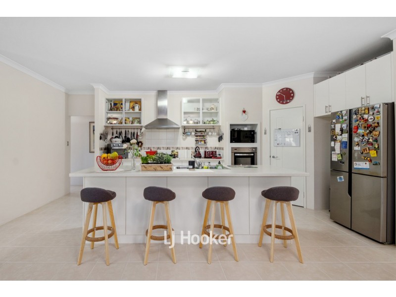 3 Folly Way, Dalyellup WA 6230